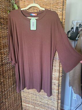 NWT Freckled Poppy Chocolate Brown Tunic Top 1X Ribbed Side Slit Bell Sleeve USA